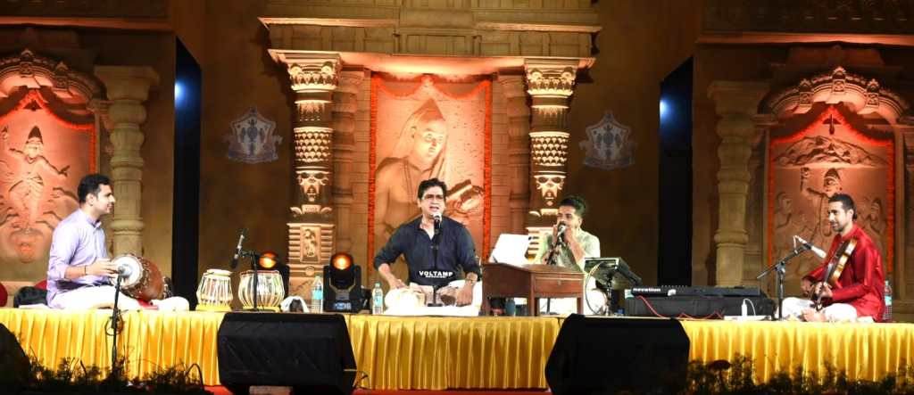 ಶೀರೂರು ಪರ್ಯಾಯ: ವಿಜಯಪ್ರಕಾಶ್ ಗಾನಸಾಗರದಲ್ಲಿ ಮಿಂದೆದ್ದ ಉಡುಪಿ ಜನತೆ